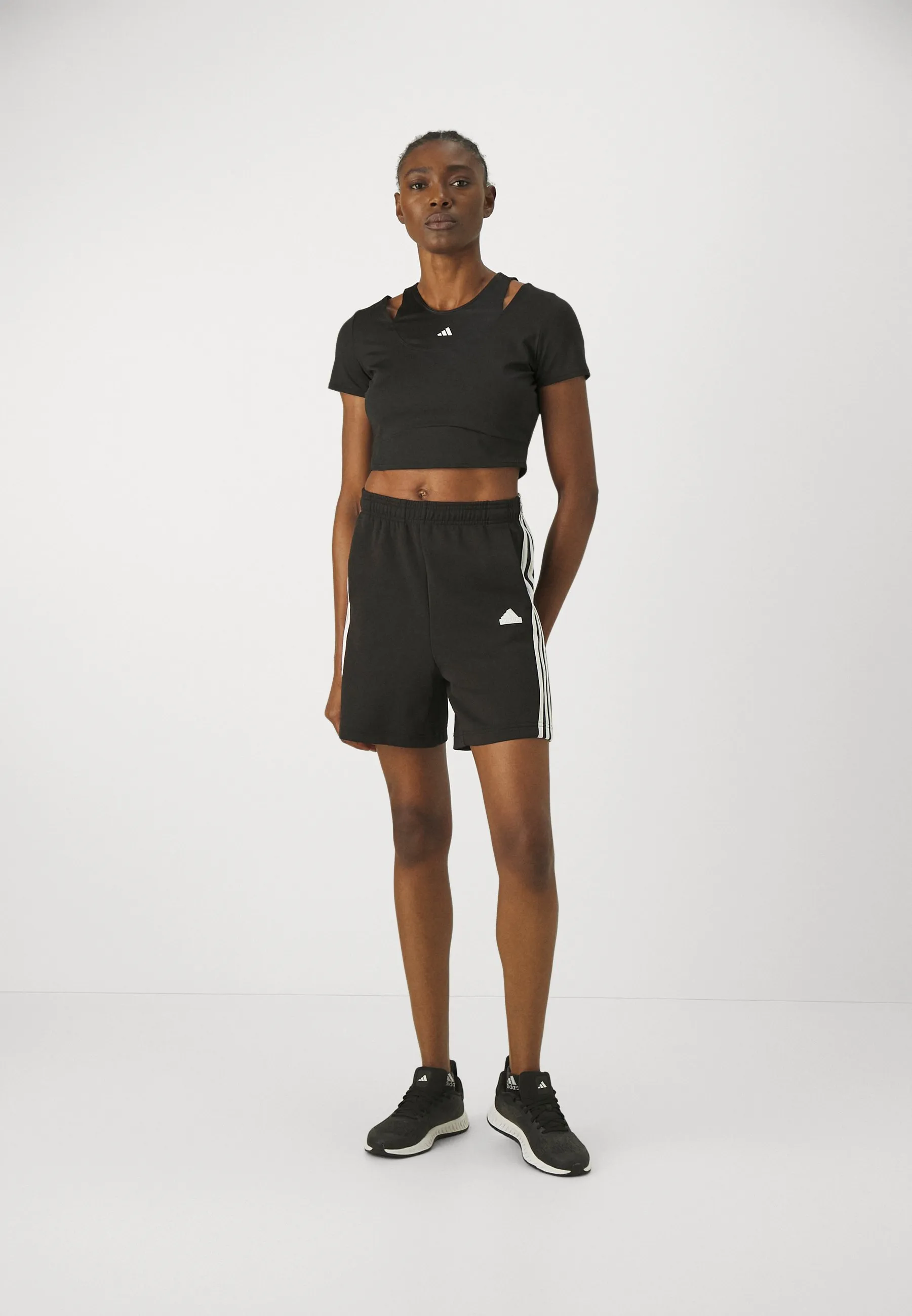 FUTURE ICONS THREE STRIPES SHORT - Pantaloncini sportivi